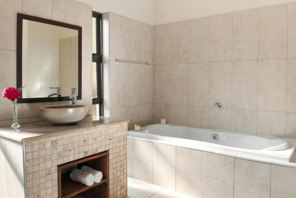 Ama Casa Cottages Champagne Valley エクステリア 写真