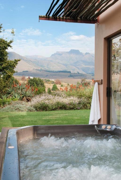 Ama Casa Cottages Champagne Valley エクステリア 写真