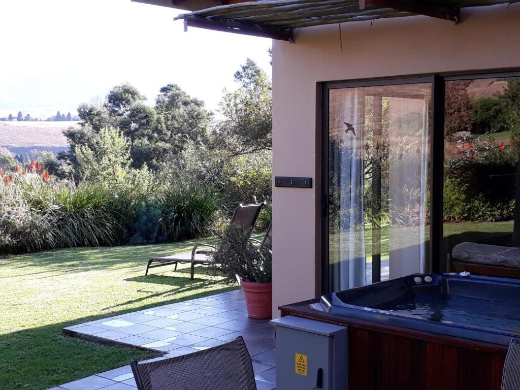 Ama Casa Cottages Champagne Valley エクステリア 写真