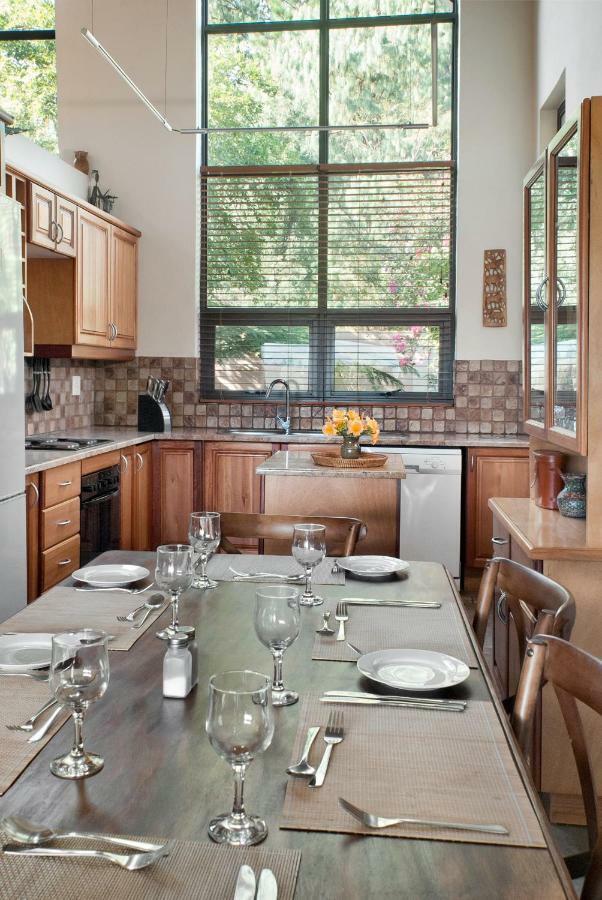 Ama Casa Cottages Champagne Valley エクステリア 写真